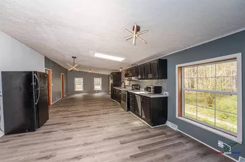 11923 E Spencer, Sumner, MI 48889 photo 6