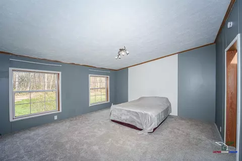 11923 E Spencer, Sumner, MI 48889 photo 21
