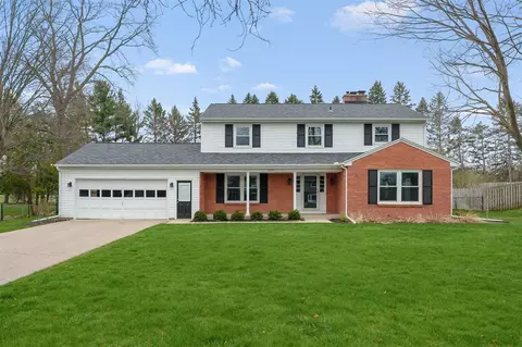 2307 Crosswind, Kalamazoo, MI 49008
