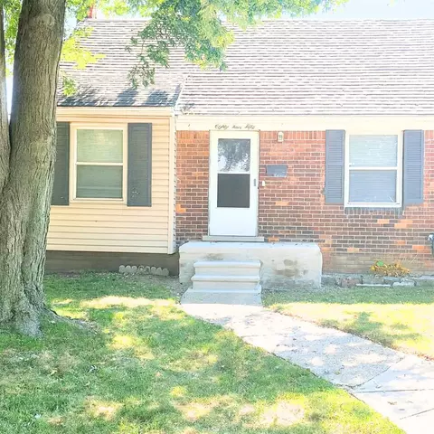 8450 Warren, Center Line, MI 48015