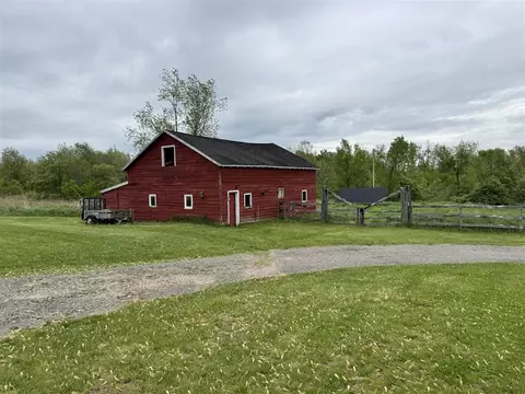 7105 Lessiter, Belding, MI 48809 photo 3