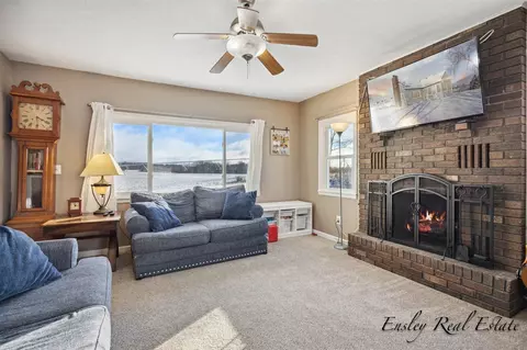 7105 Lessiter, Belding, MI 48809 photo 10