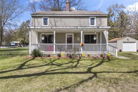 11901 Brewster, Livonia, MI 48150