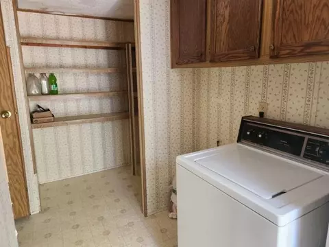 554 S Peacock, Baldwin, MI 49304 photo 6