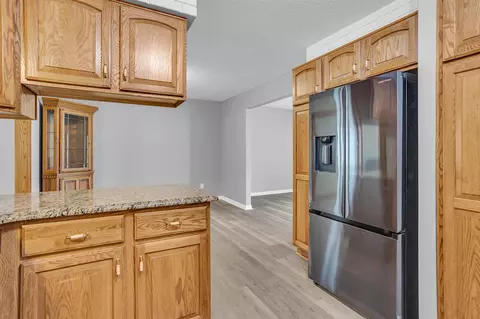 Kitchen - 6765 Old Wagon, Jackson, MI 49201 photo 3 of 3