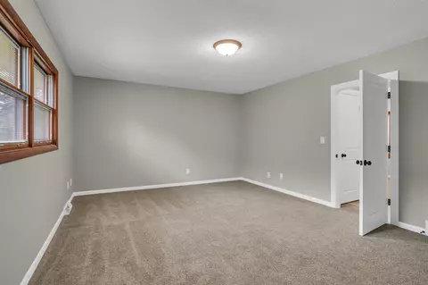 Bedroom - 6765 Old Wagon, Jackson, MI 49201 photo 1 of 10