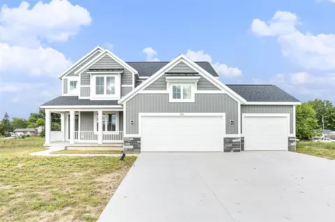 561 Waterford Vlg, Walker, MI 49534