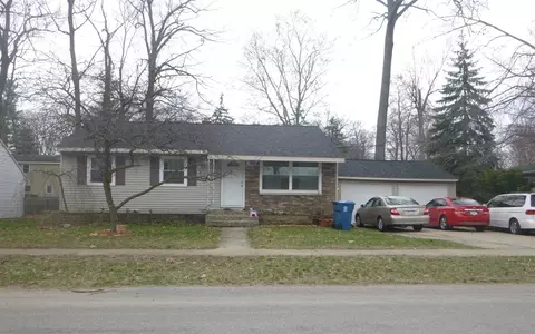 4497 Grantwood, Grand Rapids, MI 49508