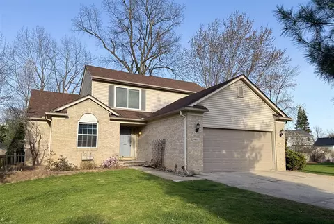 9465 Sandlewood, Whitmore Lake, MI 48189