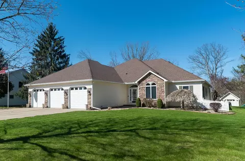 11061 Village, Clinton, MI 49236