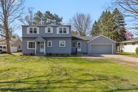 520 6 Mile, Comstock Park, MI 49321