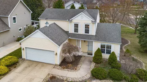 530 Summer Rdg, Saint Joseph, MI 49085