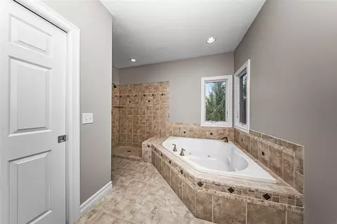 Bath - 882 Pinecrest, Dexter, MI 48130 photo 2 of 6