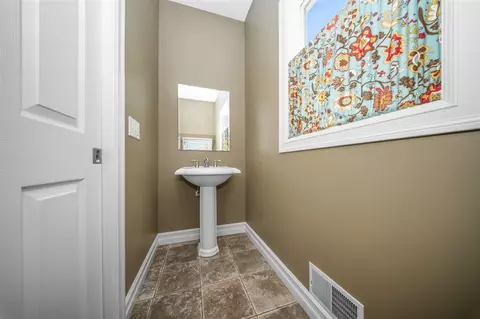 Entry Way - 882 Pinecrest, Dexter, MI 48130 photo 4 of 8