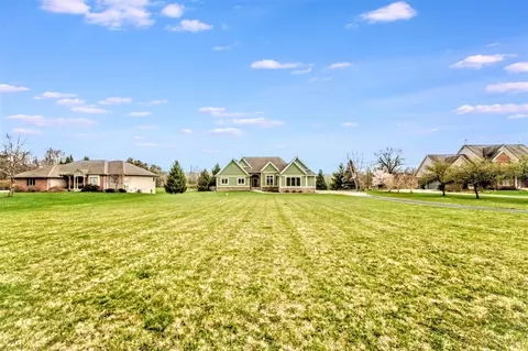 Exterior - 882 Pinecrest, Dexter, MI 48130 photo 10 of 11