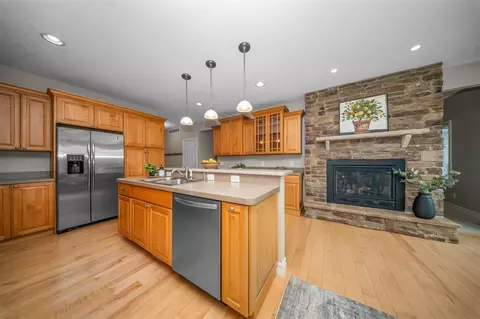 Kitchen - 882 Pinecrest, Dexter, MI 48130 photo 3 of 5