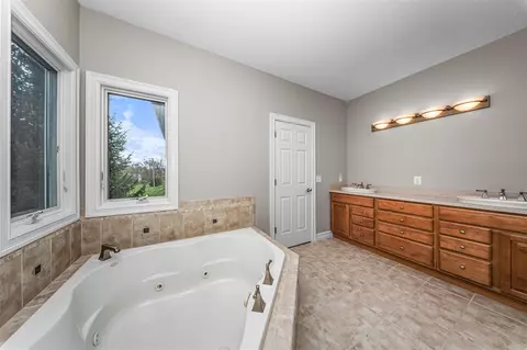 Bath - 882 Pinecrest, Dexter, MI 48130 photo 4 of 6