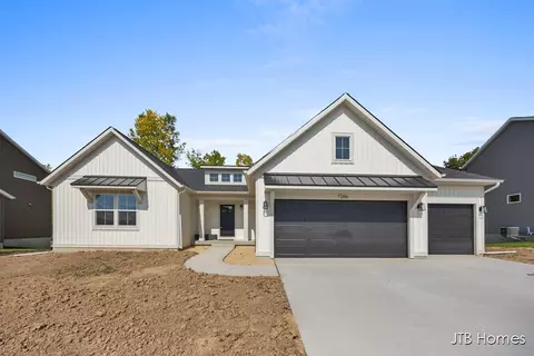 7266 Graymoor, Caledonia, MI 49316