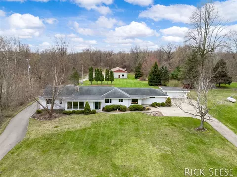 10200 Bailey, Lowell, MI 49331