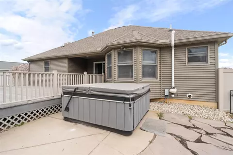 Exterior - 4030 Kingston, Jackson, MI 49203 photo 8 of 12