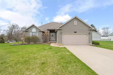 4030 Kingston, Jackson, MI 49203