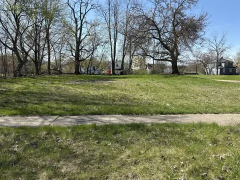 51 Battle Creek Ave, Battle Creek, MI 49037