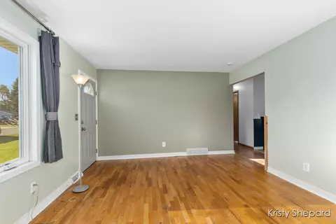 Living - 4136 Ranchero, Dorr, MI 49323 photo 2 of 5