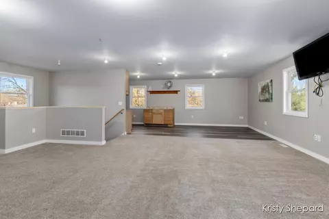 Living - 4136 Ranchero, Dorr, MI 49323 photo 4 of 5