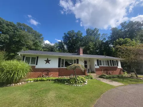 109 Circle, Allegan, MI 49010