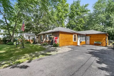 1108 W Cass, Greenville, MI 48838