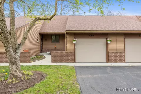 720 Bradford #38, Grand Rapids, MI 49525