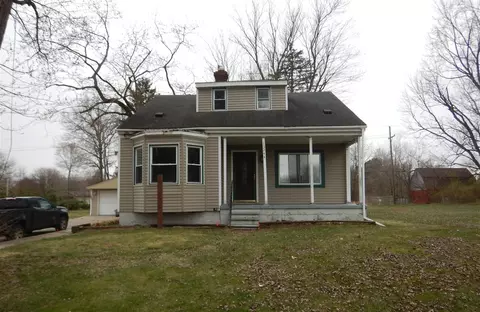 13244 S Huron River Dr, Romulus, MI 48174