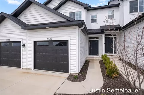 2335 Watertown, Grand Rapids, MI 49505