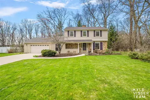 525 Greenbrier, Grand Rapids, MI 49546