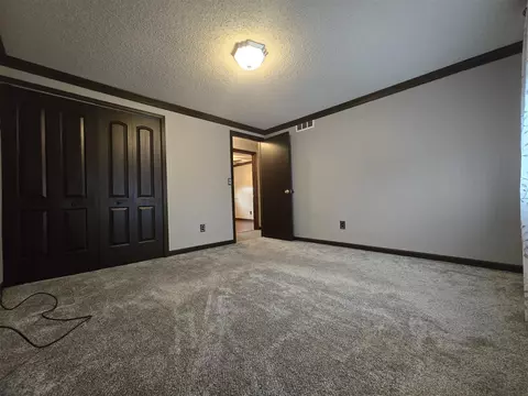 30416 Torry, Flat Rock, MI 48134 photo 26