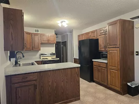 30416 Torry, Flat Rock, MI 48134 photo 11