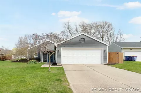 1416 Lenox, Grand Rapids, MI 49506