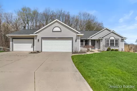 6691 Fencerow, Caledonia, MI 49316