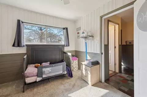 Bedroom - 32482 Woodbrook, Wayne, MI 48184 photo 7 of 10