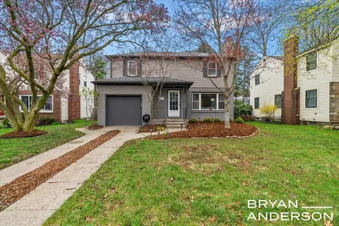 1671 Hiawatha, Grand Rapids, MI 49506