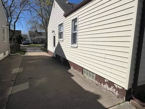 33958 Harroun, Wayne, MI 48184 photo 30