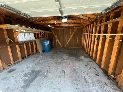 33958 Harroun, Wayne, MI 48184 photo 28