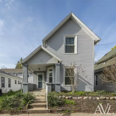 851 Hovey, Grand Rapids, MI 49504