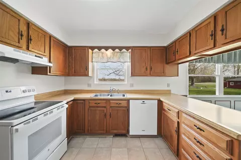 3766 Van Horn, Jackson, MI 49201 photo 10
