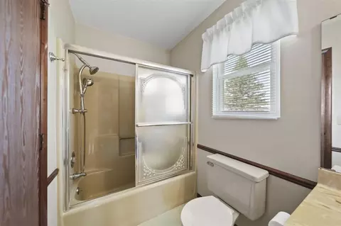3766 Van Horn, Jackson, MI 49201 photo 21