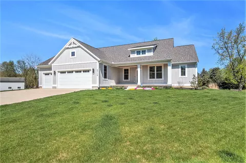 6718 Bauer, Hudsonville, MI 49426