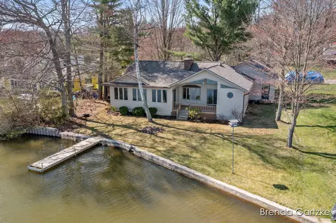 1599 E Clearwater, Grant, MI 49327