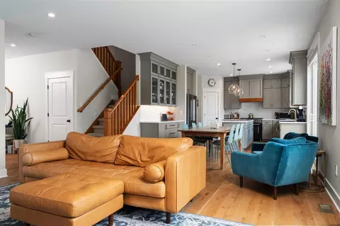 Living - 127 Leith, Brighton, MI 48116 photo 4 of 4