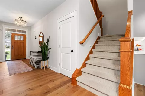 Entry Way - 127 Leith, Brighton, MI 48116 photo 3 of 8