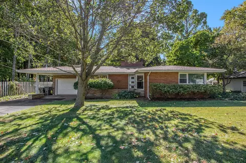 326 Jakway, Benton Harbor, MI 49022